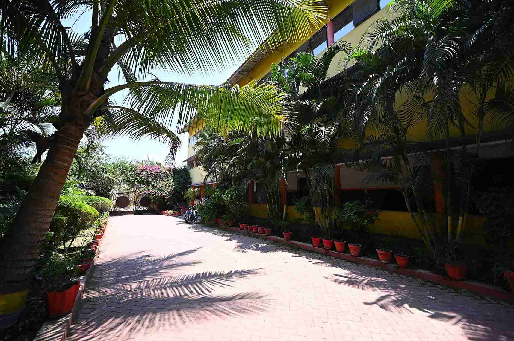 sbu hostel
